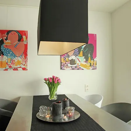 Holiday home Zomerzon Bergen